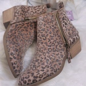 Leopard Print Booties with Zipper Accent